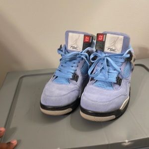 Jordan 4 University blue UA